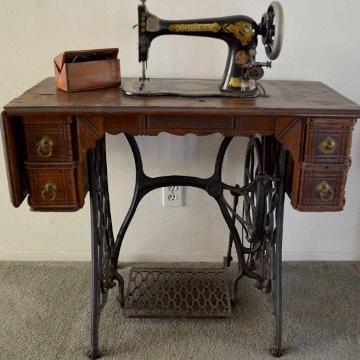 How to Maintain Your sewing machine with pedal
