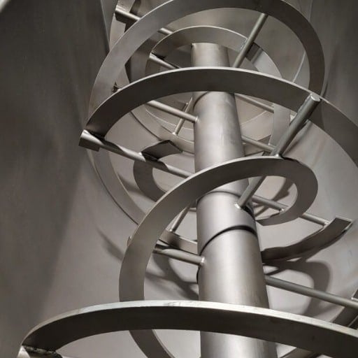Exploring the Benefits of Ribbon Blade Blenders in the Industry