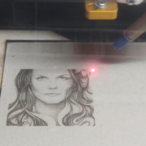 What are the best practices for grayscale image engraving?