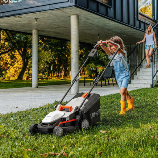 Features of the Best Electric Lawn Mowers