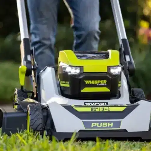 Benefits of Mulching Mowers