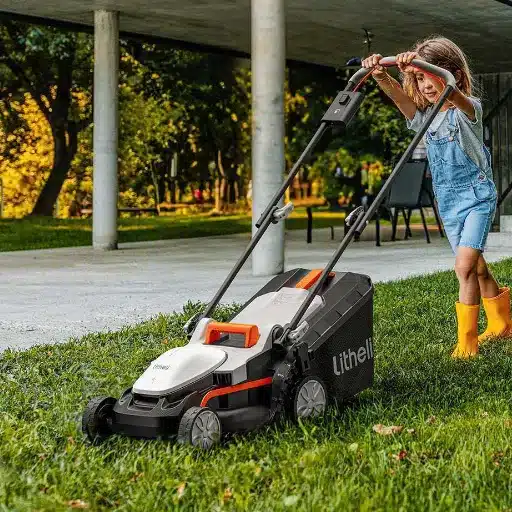 Advantages of Electric Lawn Mowers