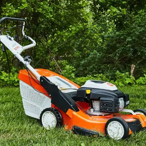Selecting the Right Lawn Mower for Your Lawn